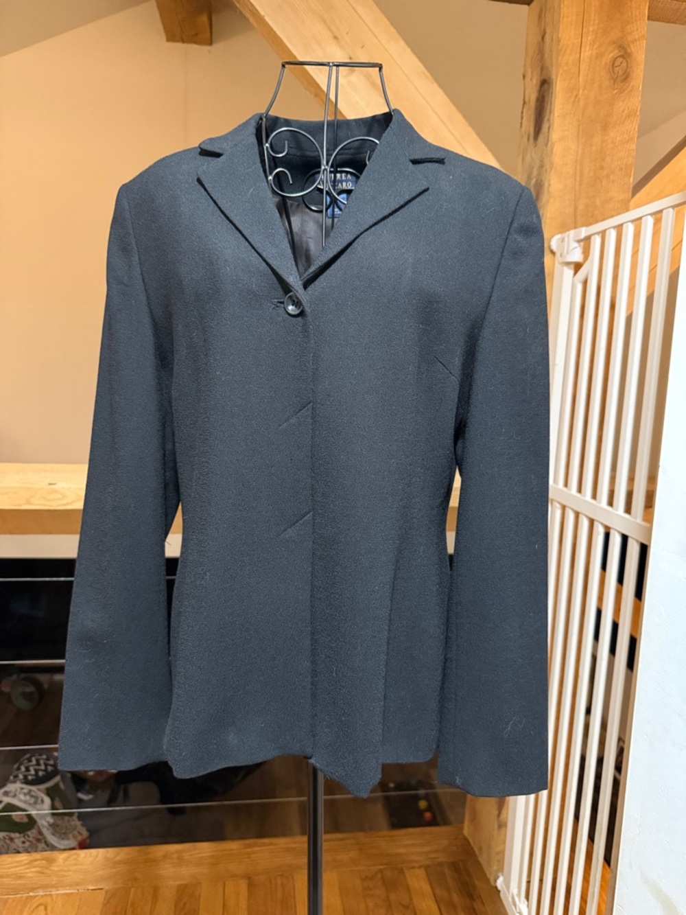 Andrea Viccaro Classic Black Women's Blazer